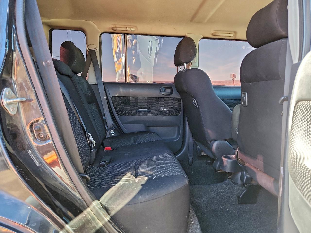 2006 TOYOTA SCION