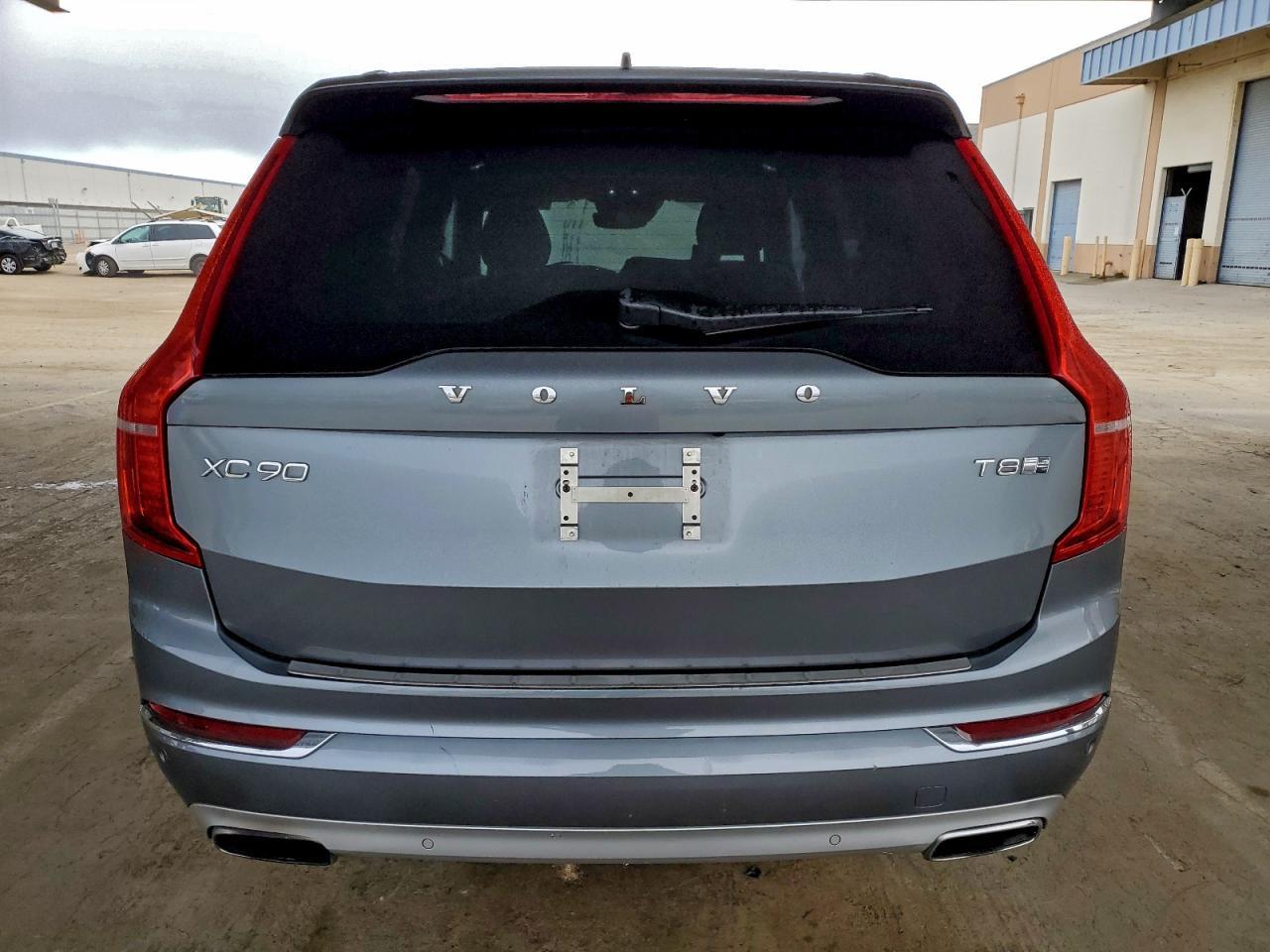 2018 VOLVO XC90