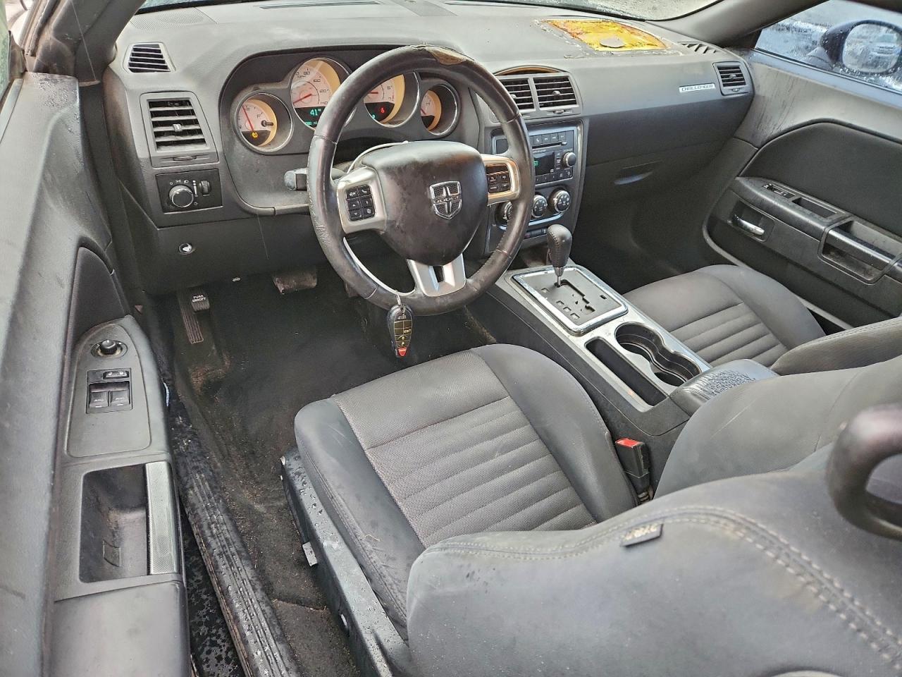 2013 DODGE Challenger