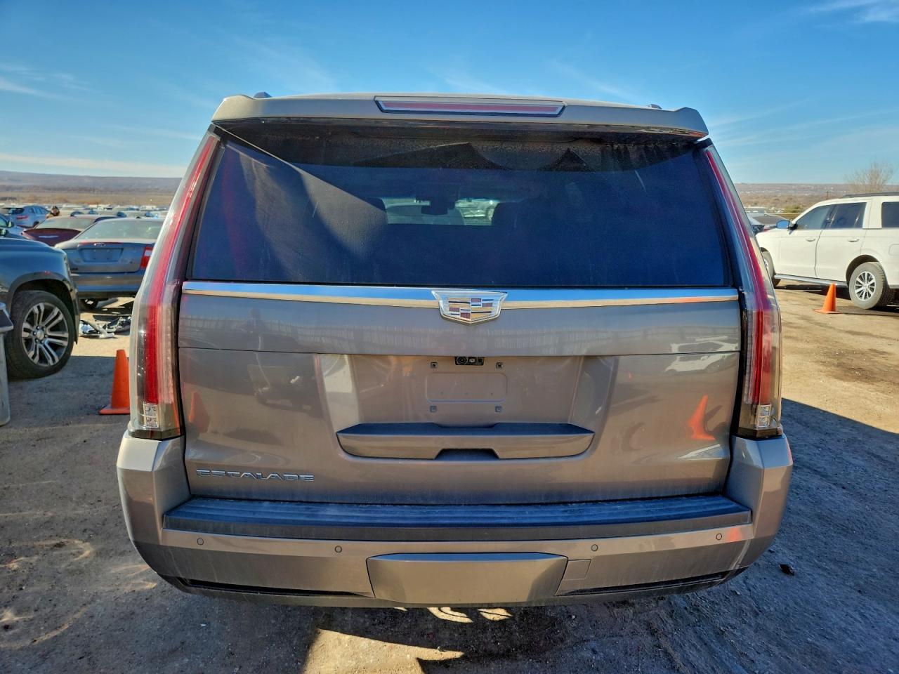 2017 CADILLAC ESCALADE