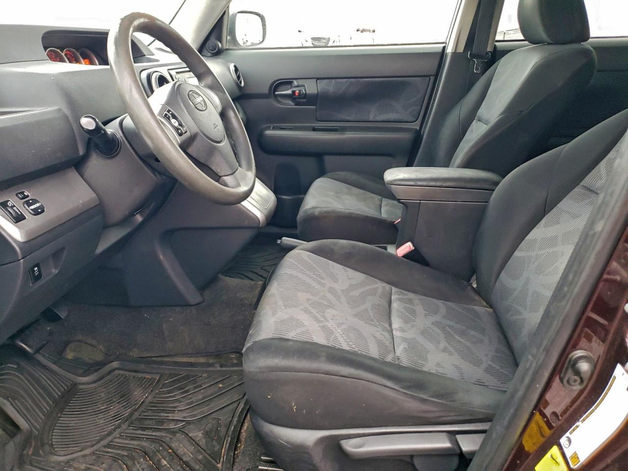 2012 TOYOTA SCION