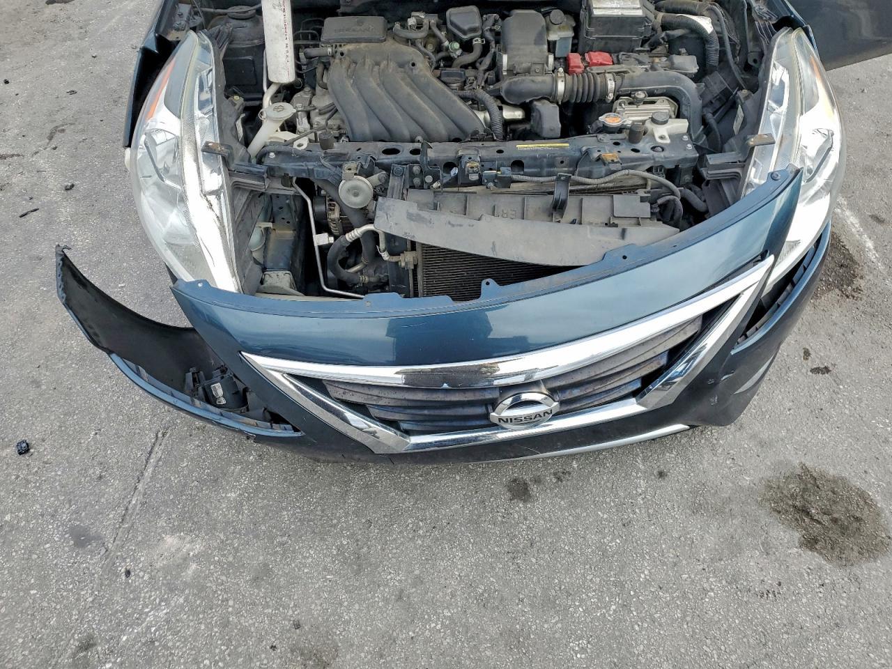 2017 NISSAN VERSA
