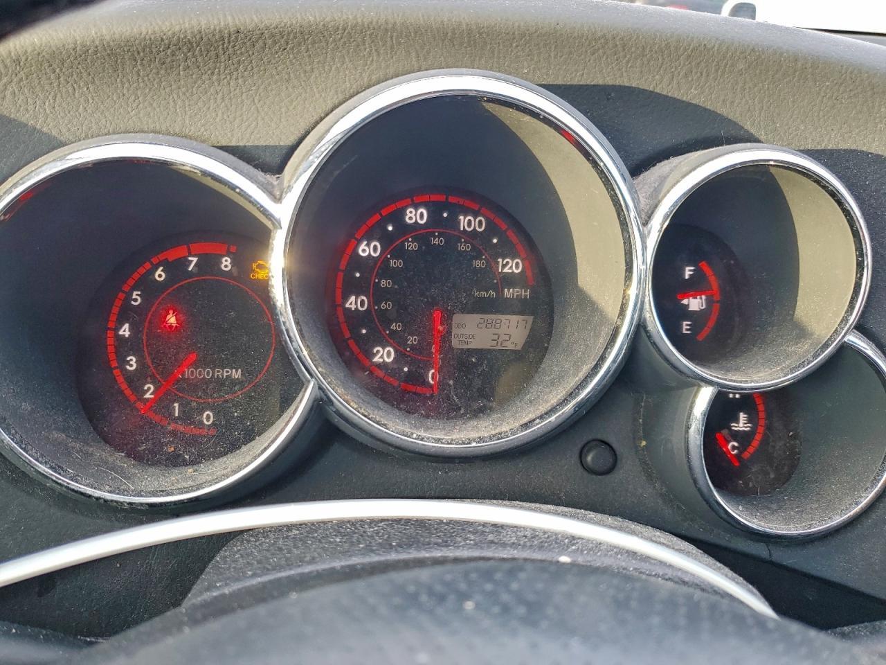 2005 TOYOTA COROLLA