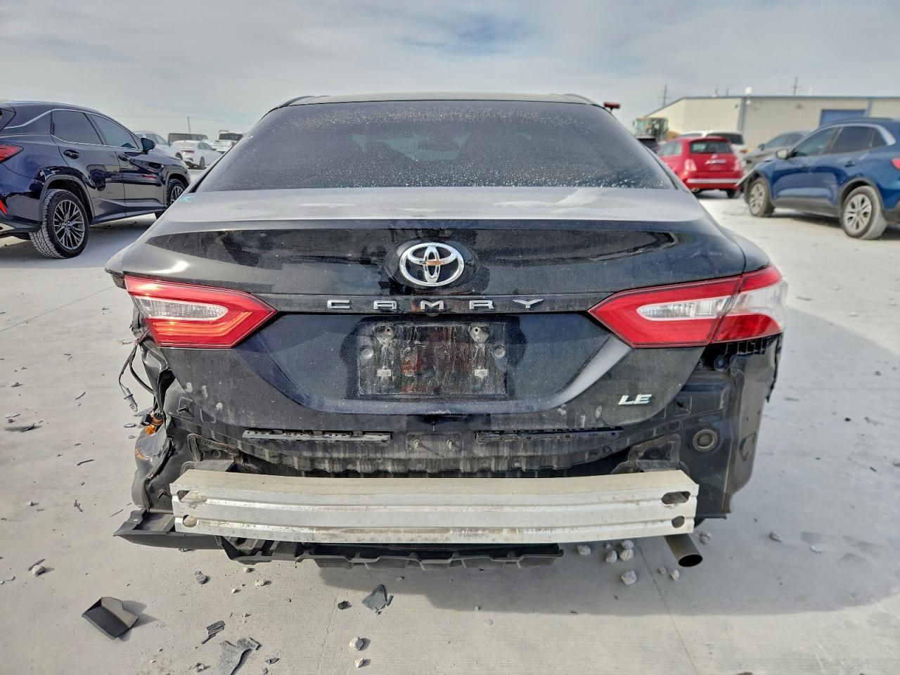 2018 TOYOTA CAMRY