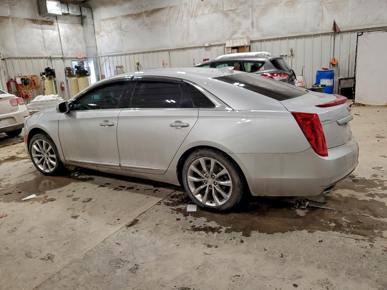2016 CADILLAC XTS