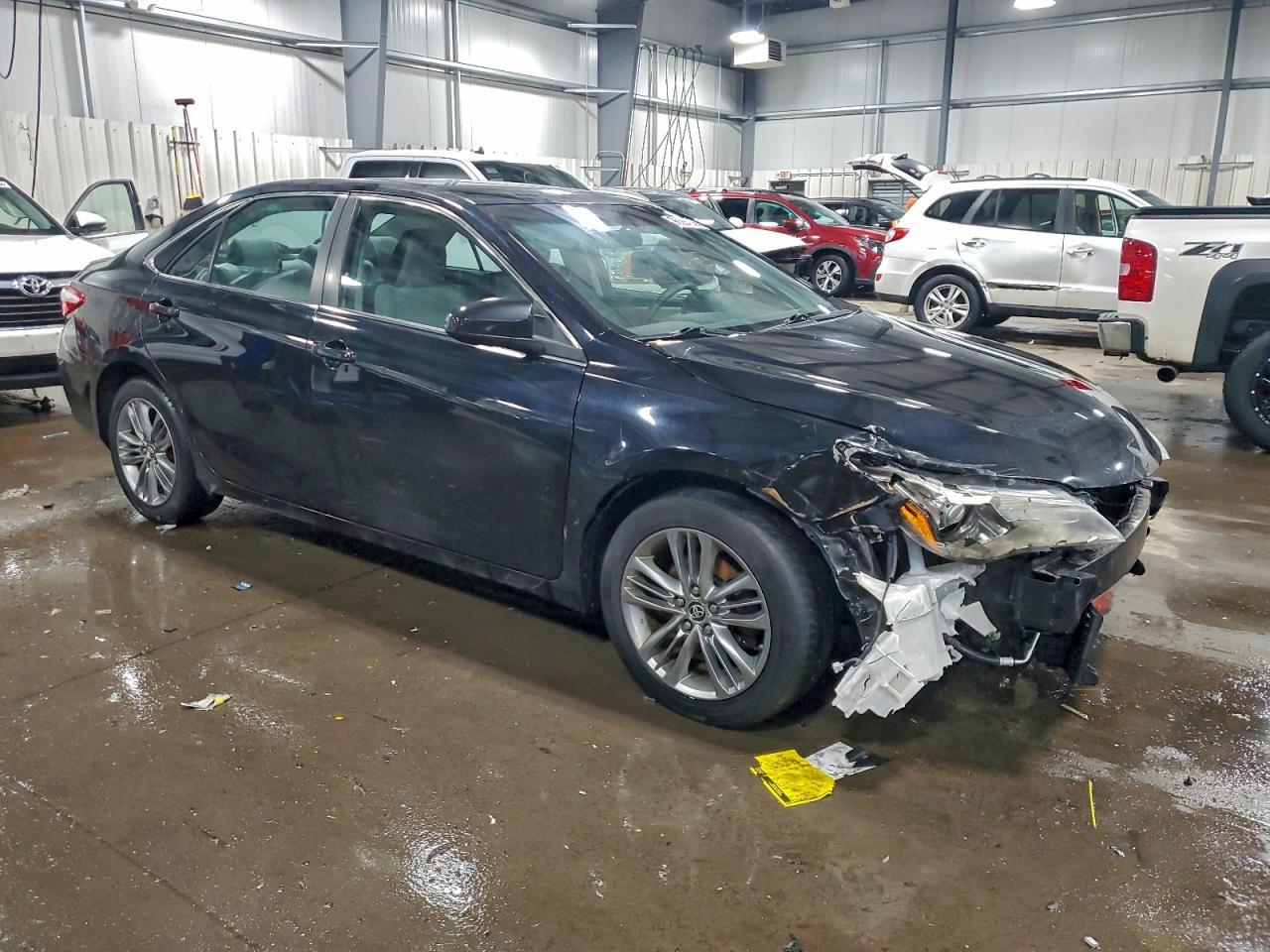 2015 TOYOTA CAMRY
