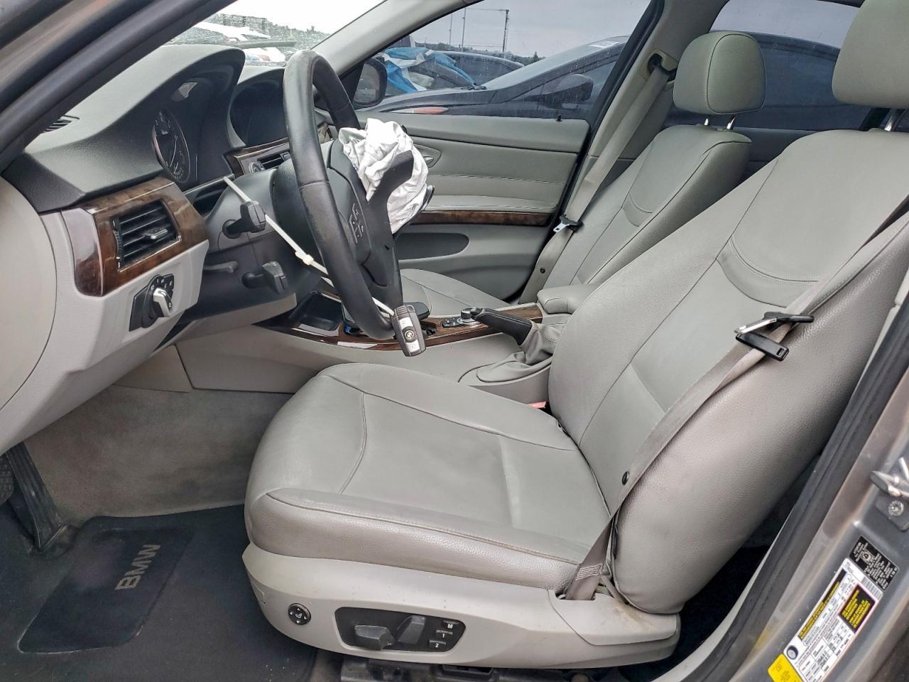 2011 BMW 3 SERIES