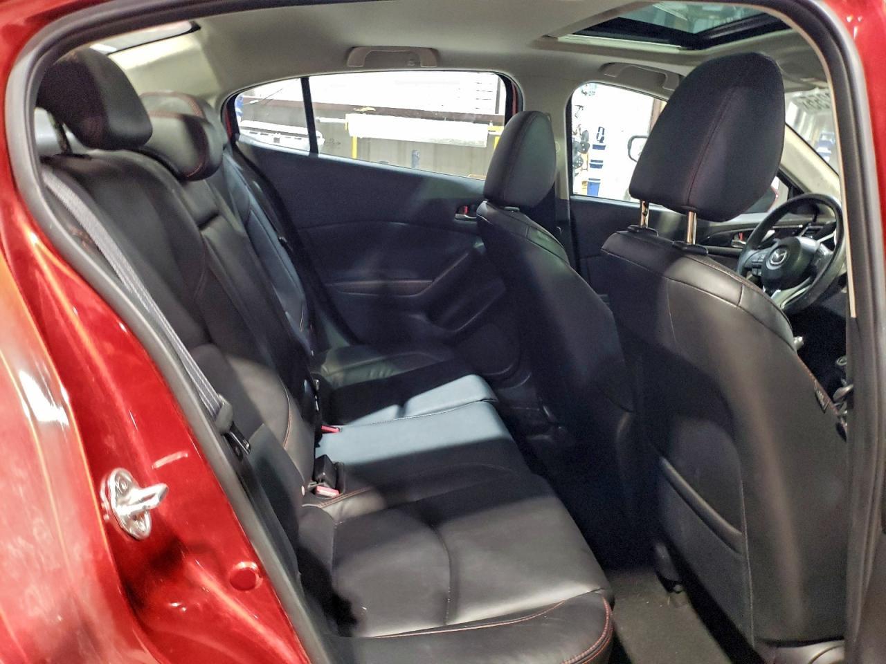 2015 MAZDA 3