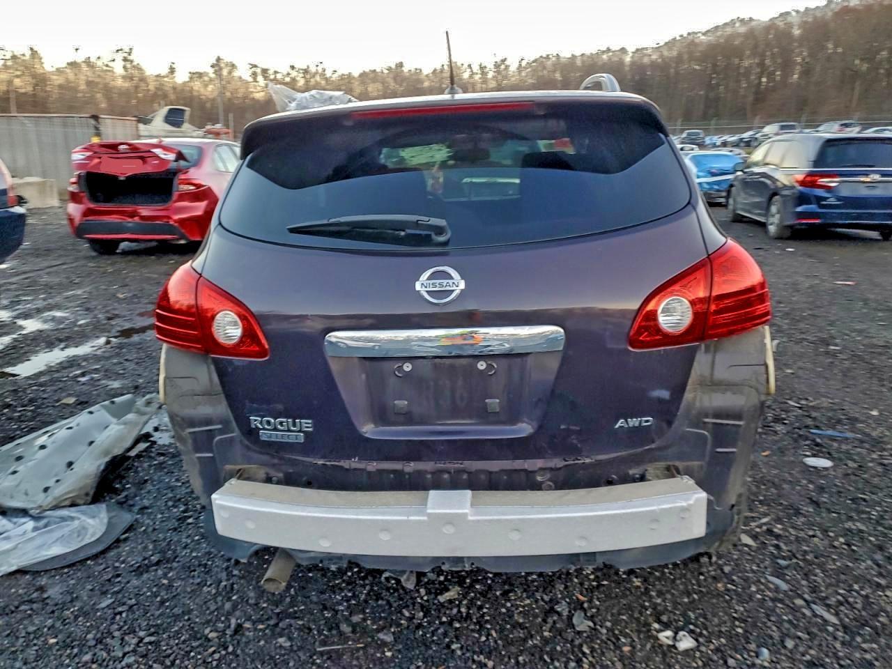 2015 NISSAN ROGUE