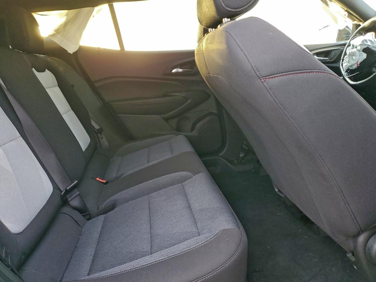 2025 CHEVROLET TRAX