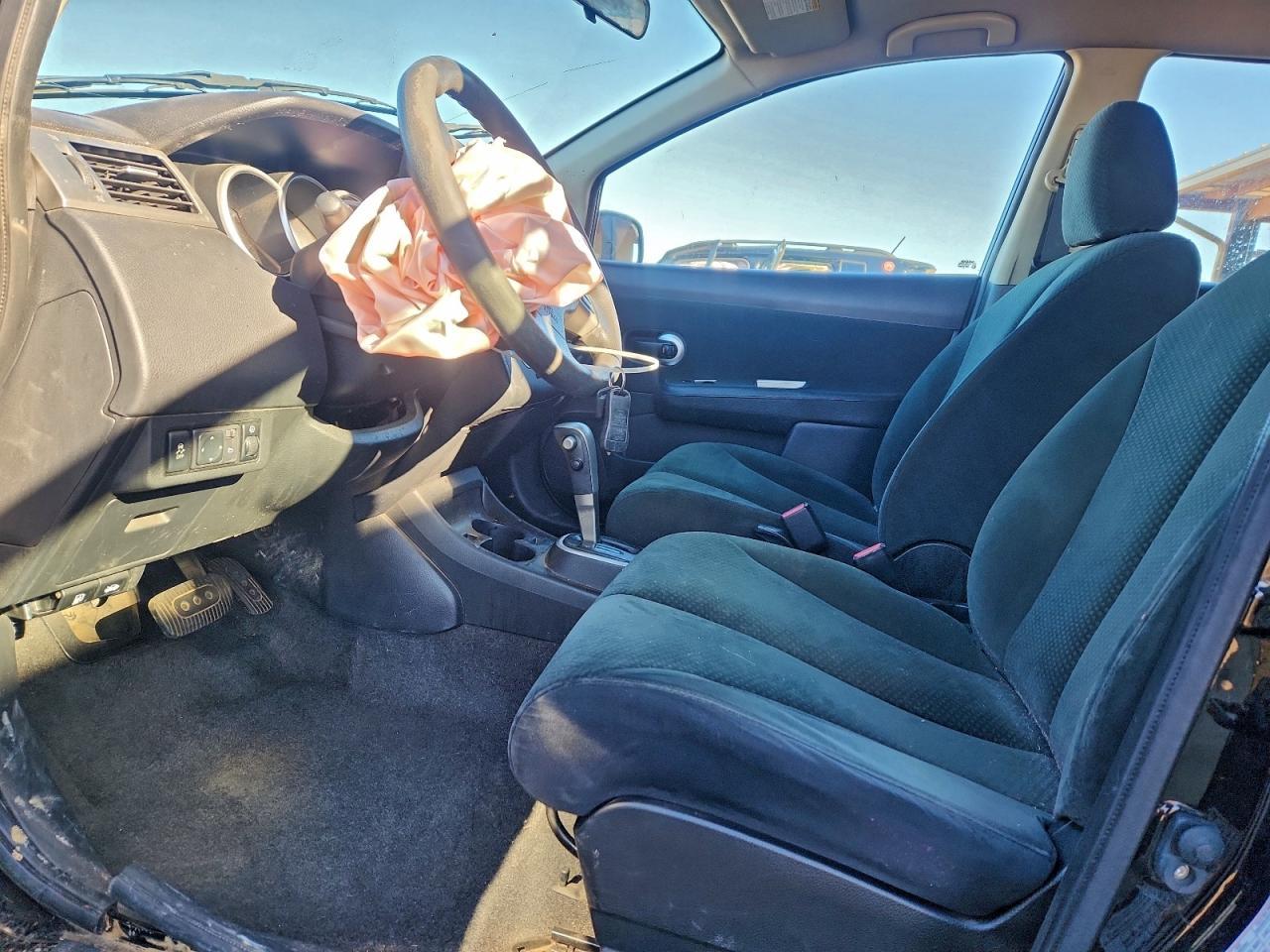 2012 NISSAN VERSA