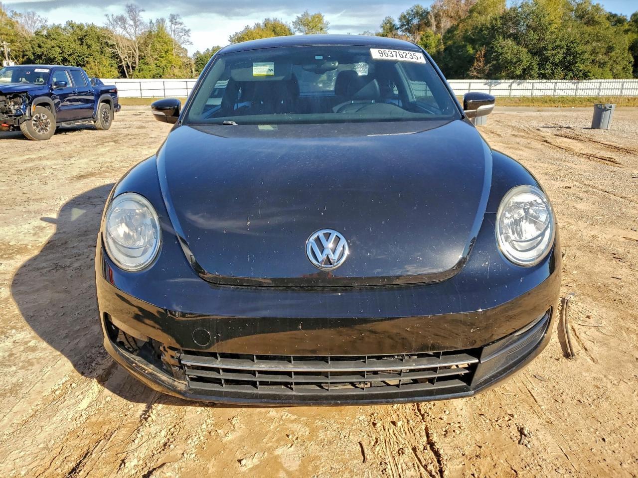 2016 VOLKSWAGEN Beetle
