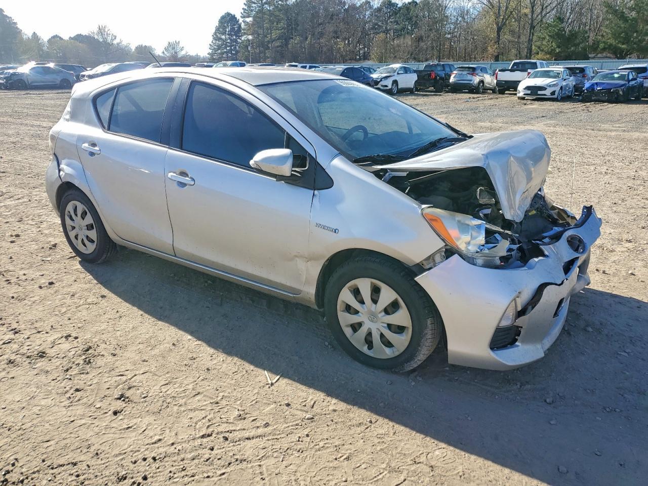 2012 TOYOTA Prius c