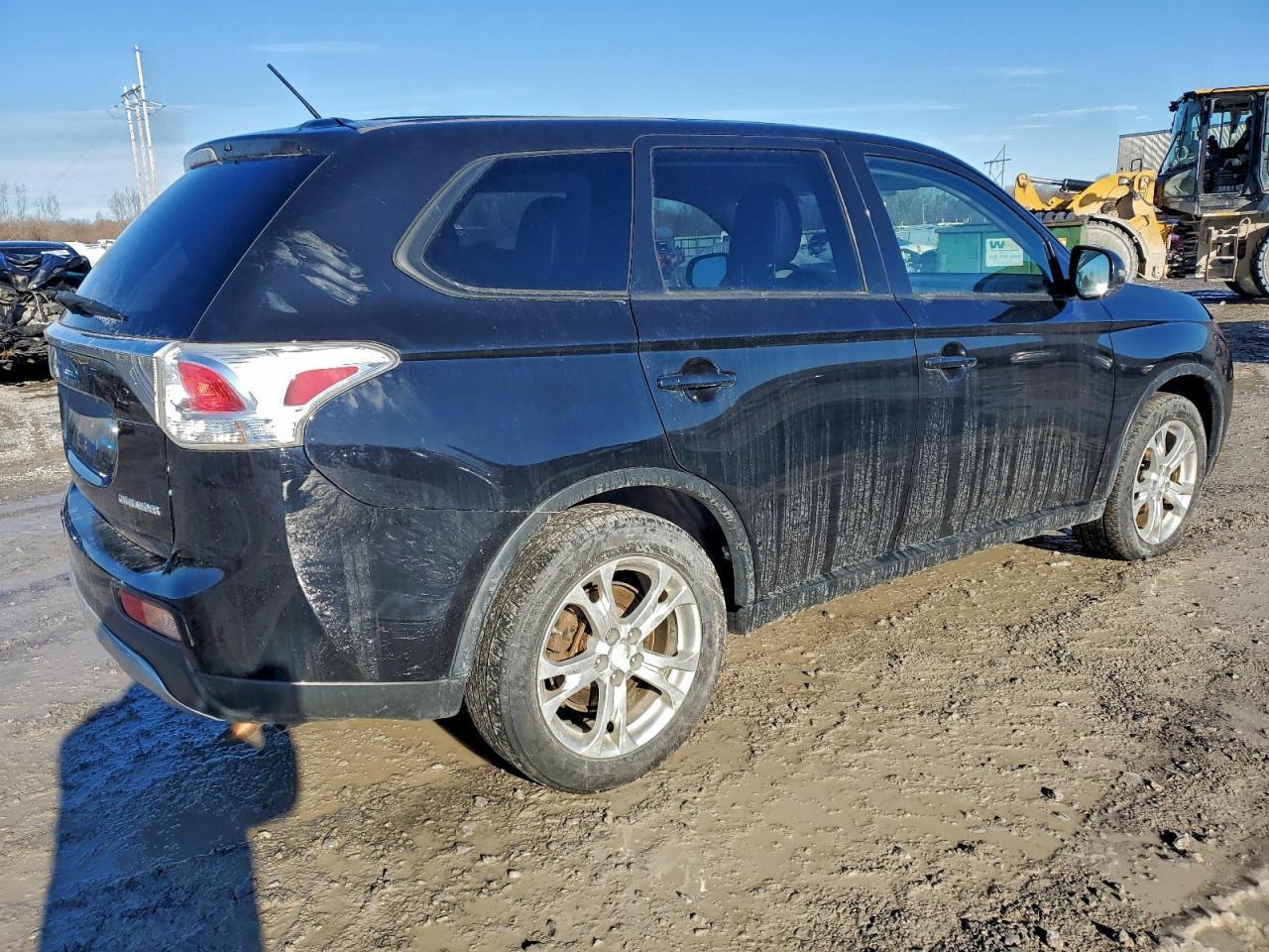 2015 MITSUBISHI outlander