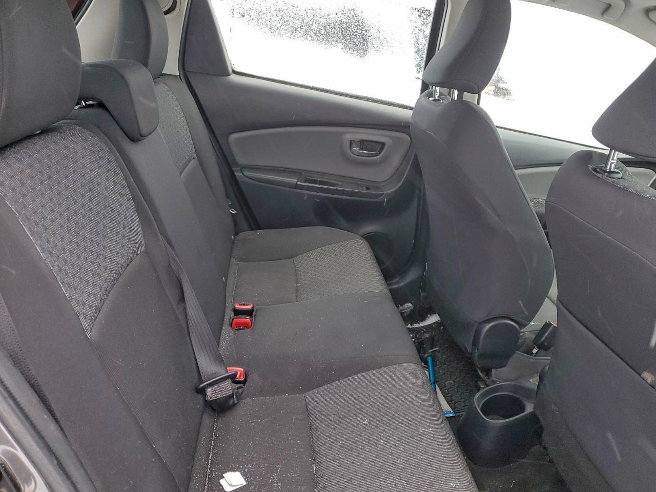 2016 TOYOTA YARIS