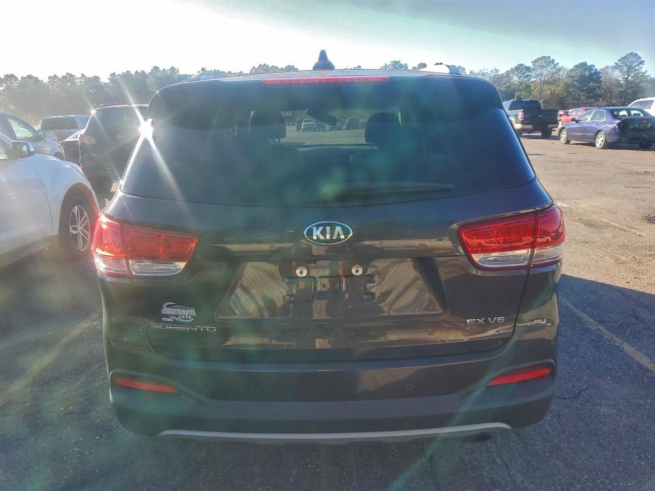 2018 KIA SORENTO