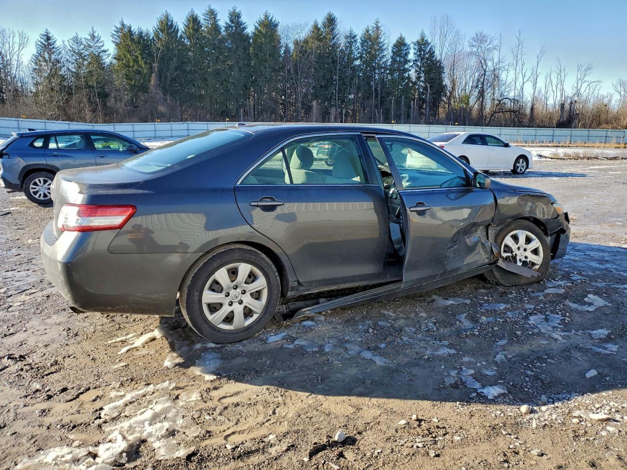 2010 TOYOTA CAMRY