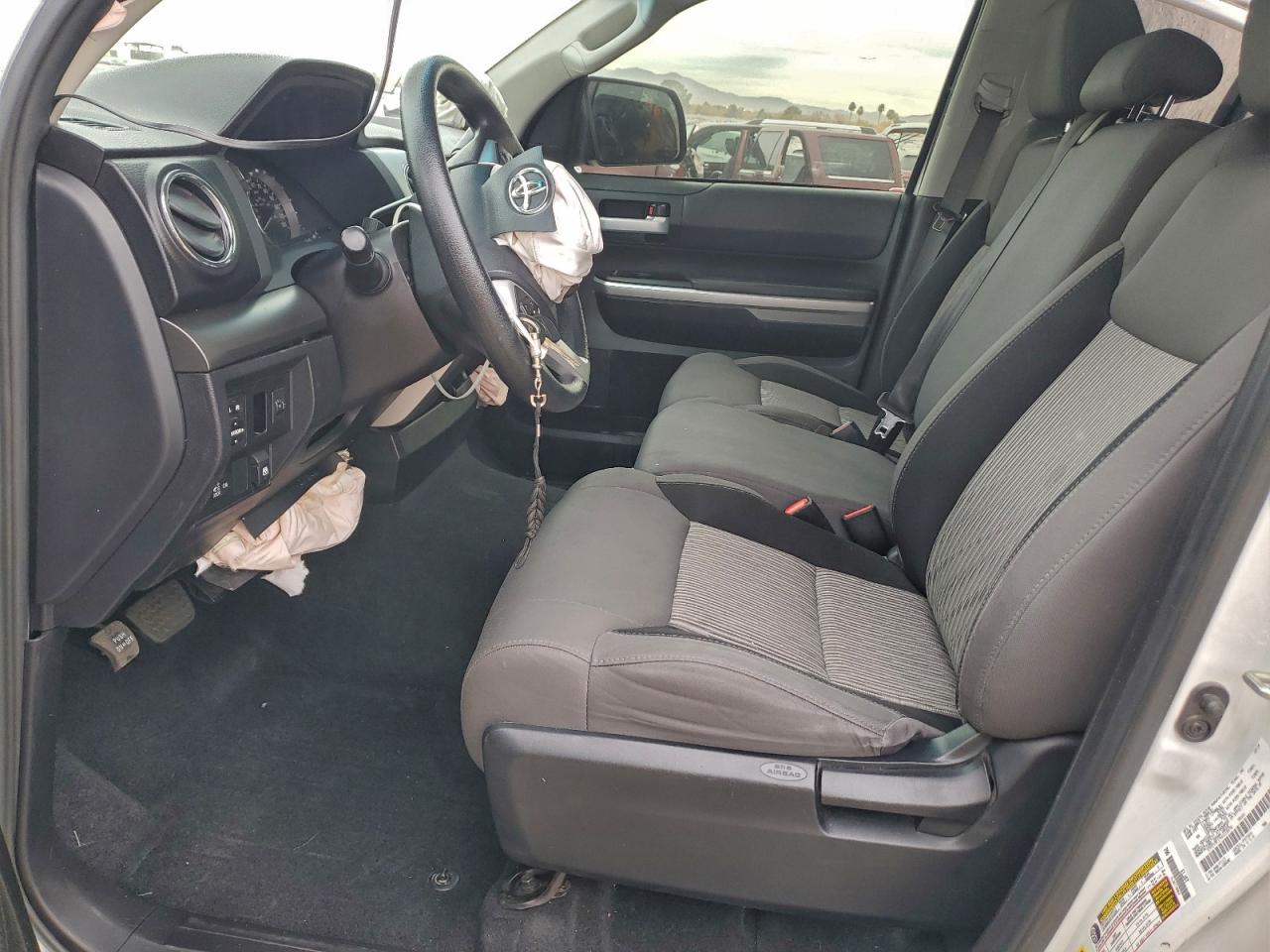 2017 TOYOTA TUNDRA
