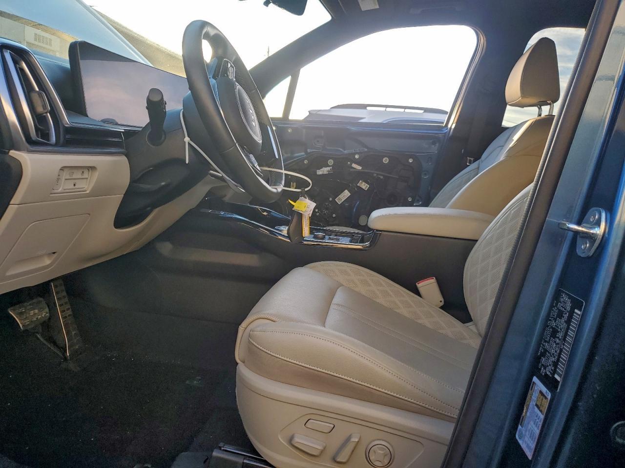 2025 KIA SORENTO