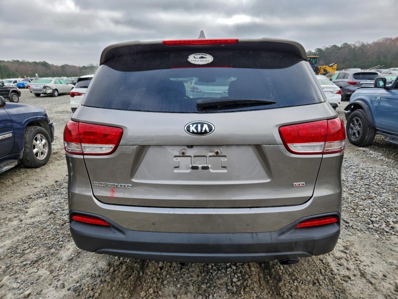 2016 KIA SORENTO