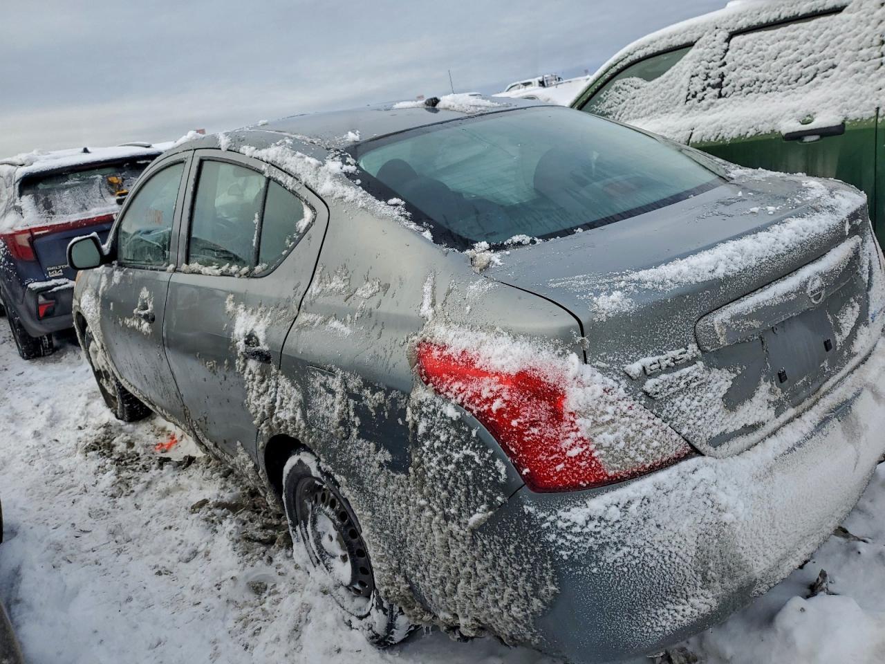 2013 NISSAN VERSA