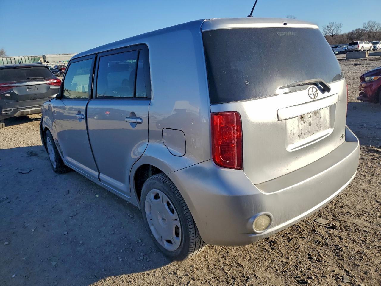 2009 TOYOTA SCION