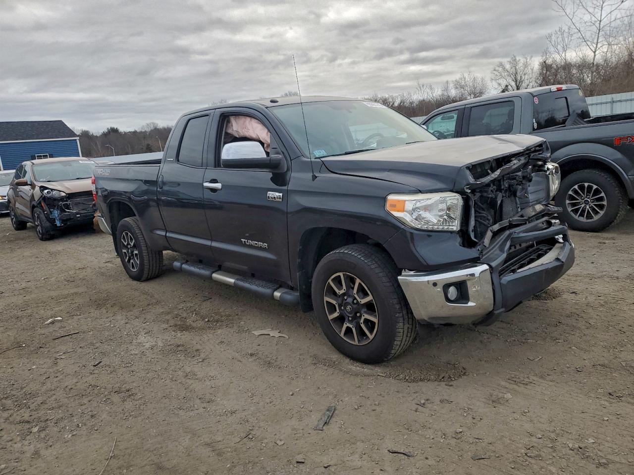 2014 TOYOTA TUNDRA