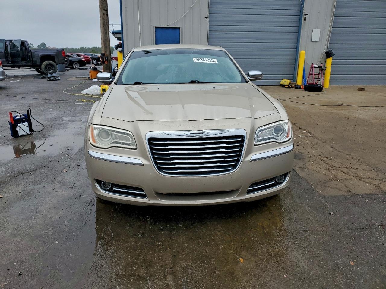 2012 CHRYSLER 300