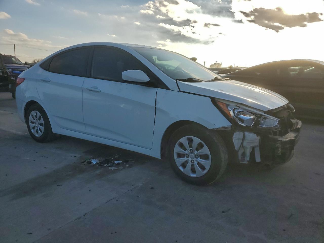2016 HYUNDAI ACCENT