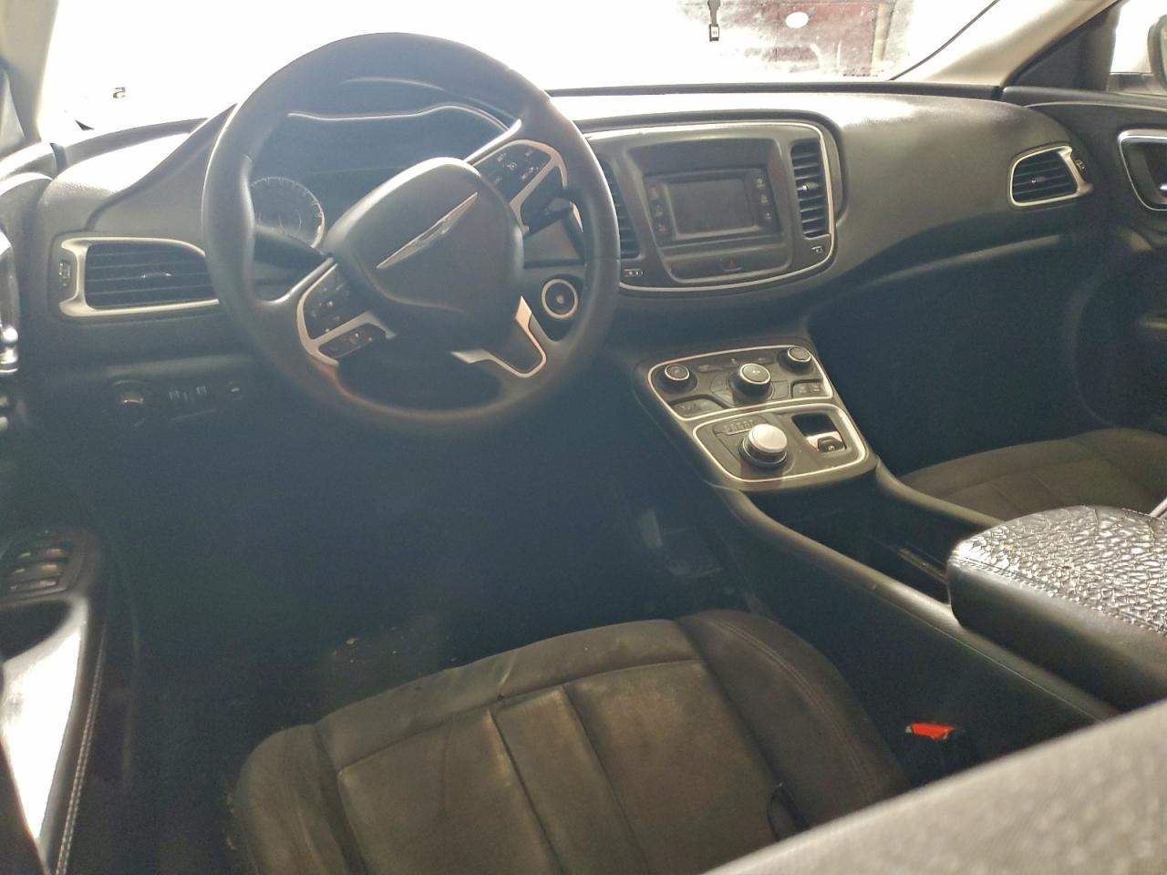2015 CHRYSLER 200