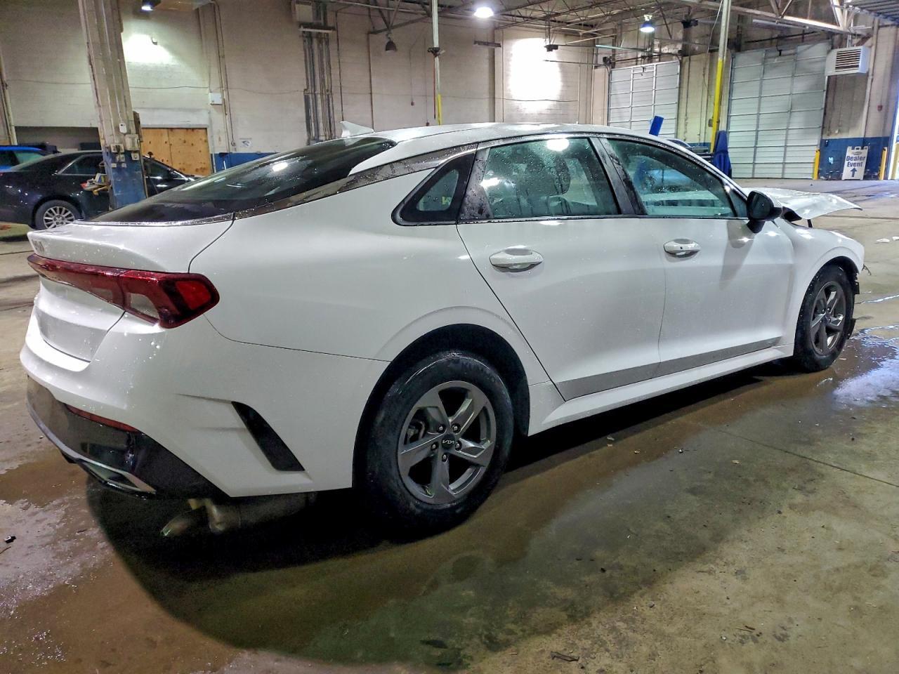 2023 KIA K5