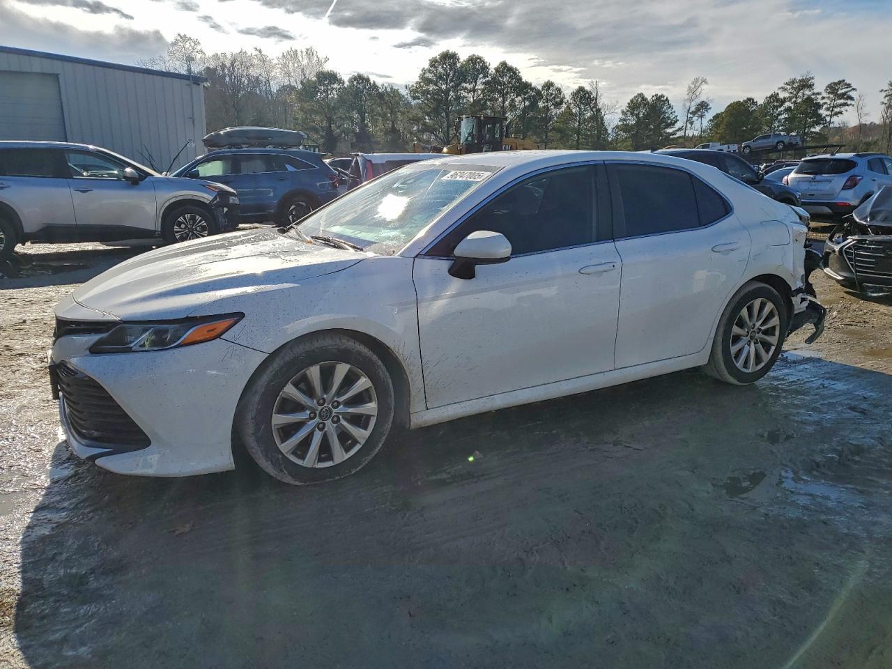 2019 TOYOTA CAMRY