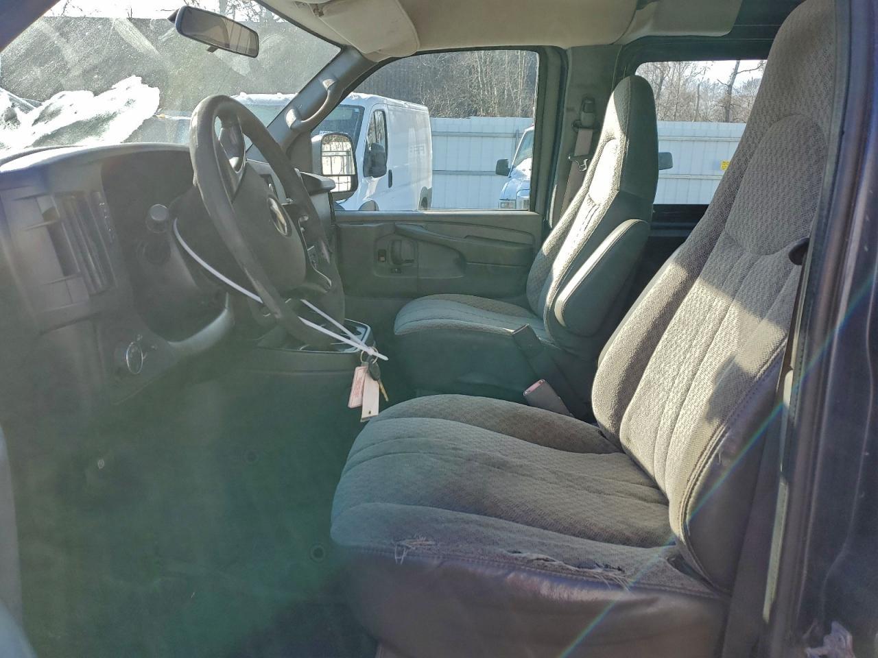 2009 CHEVROLET EXPRESS 2500