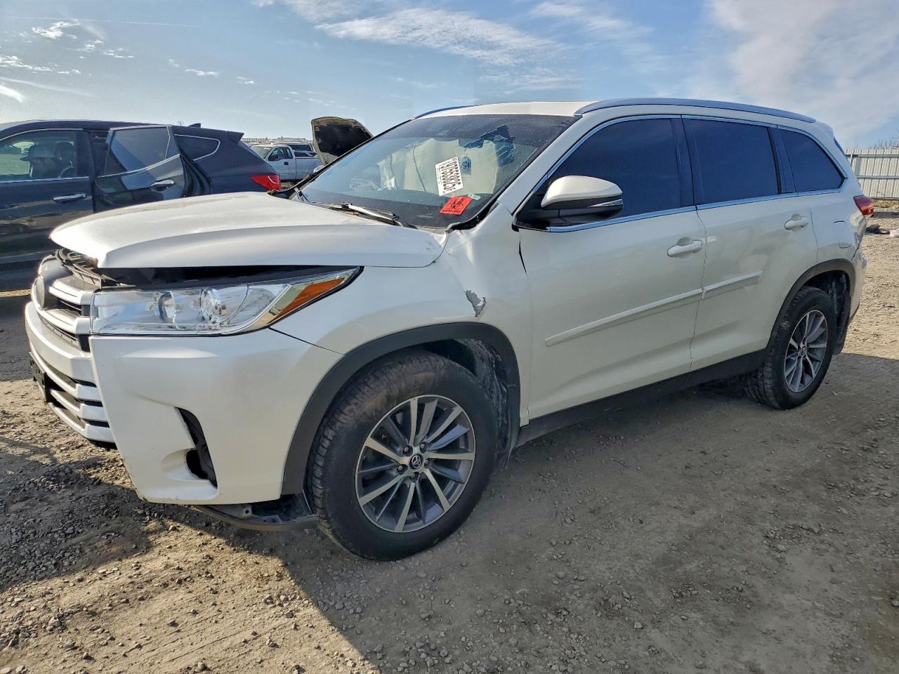 2019 TOYOTA HIGHLANDER