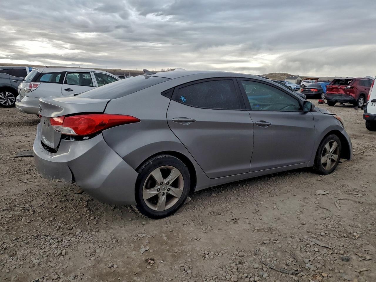 2011 HYUNDAI ELANTRA