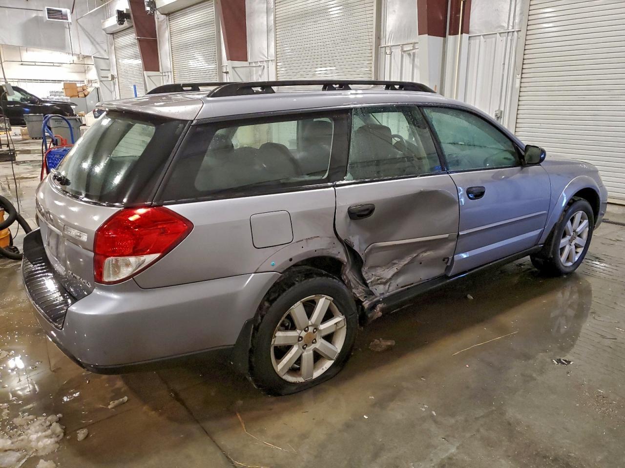 2009 SUBARU Outback