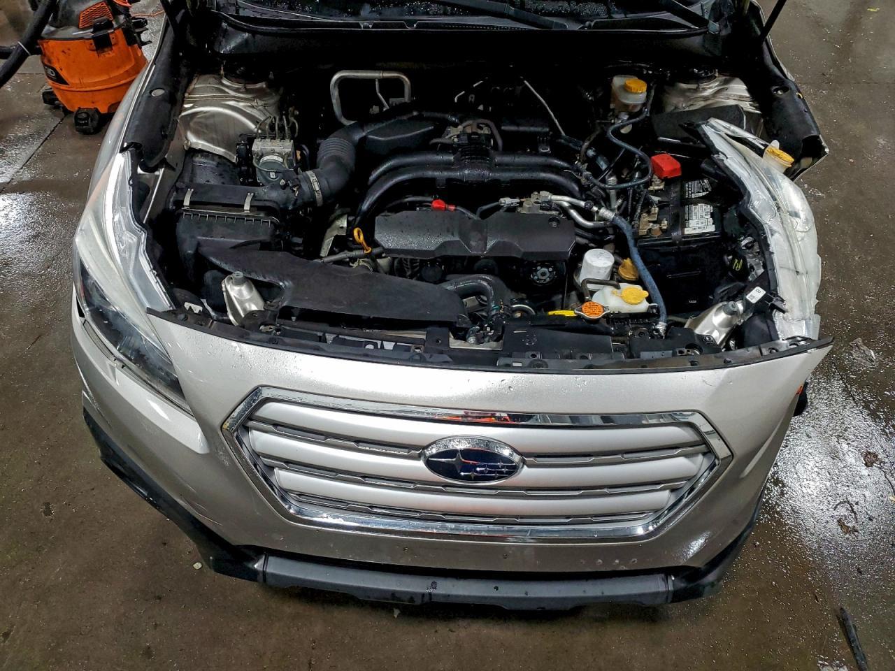 2017 SUBARU Outback
