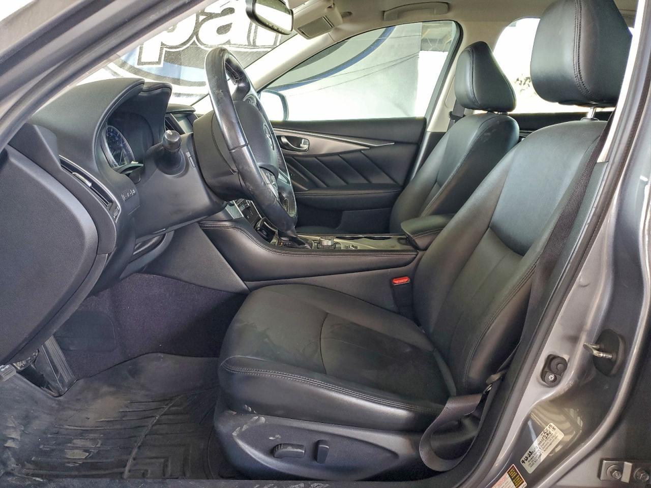 2016 INFINITI Q50
