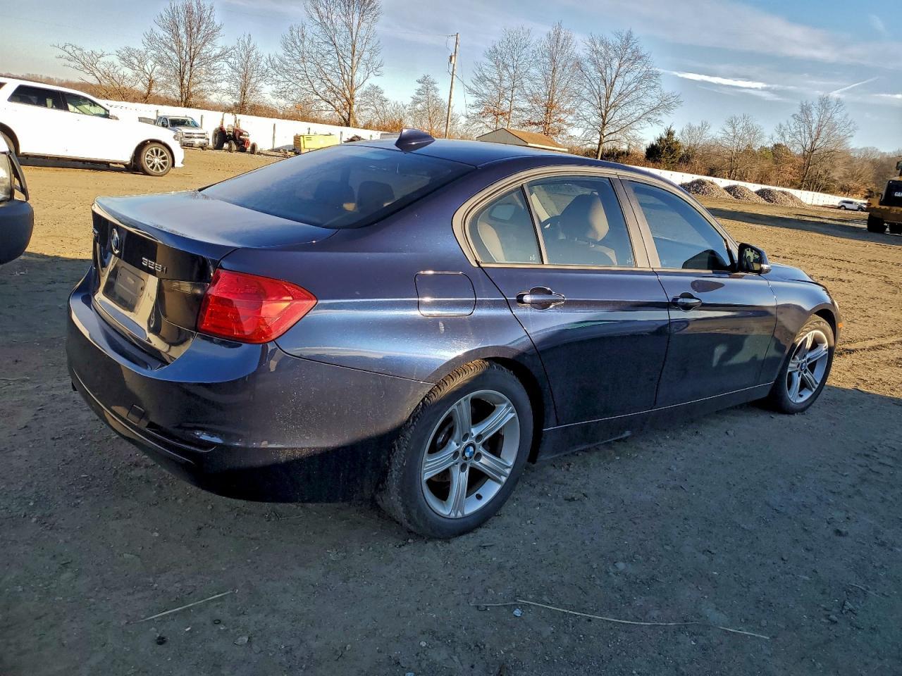 2014 BMW 3 SERIES