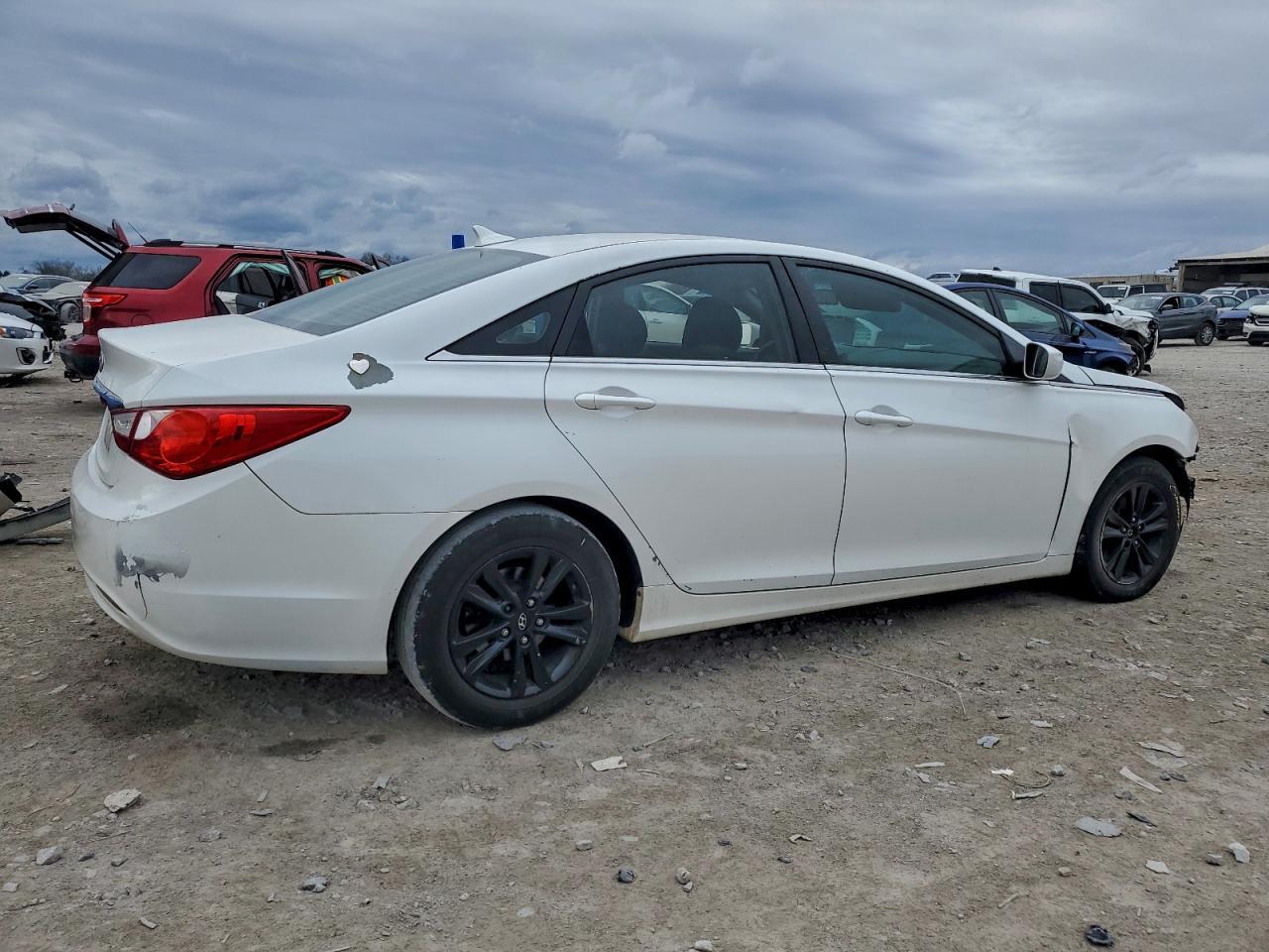 2011 HYUNDAI SONATA