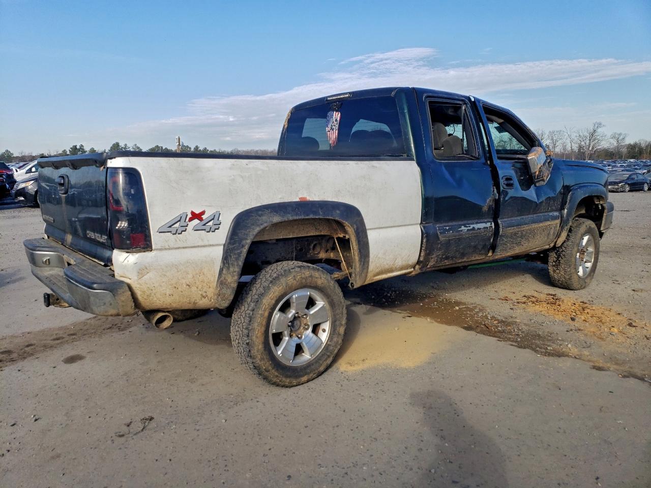 2004 CHEVROLET Silverado