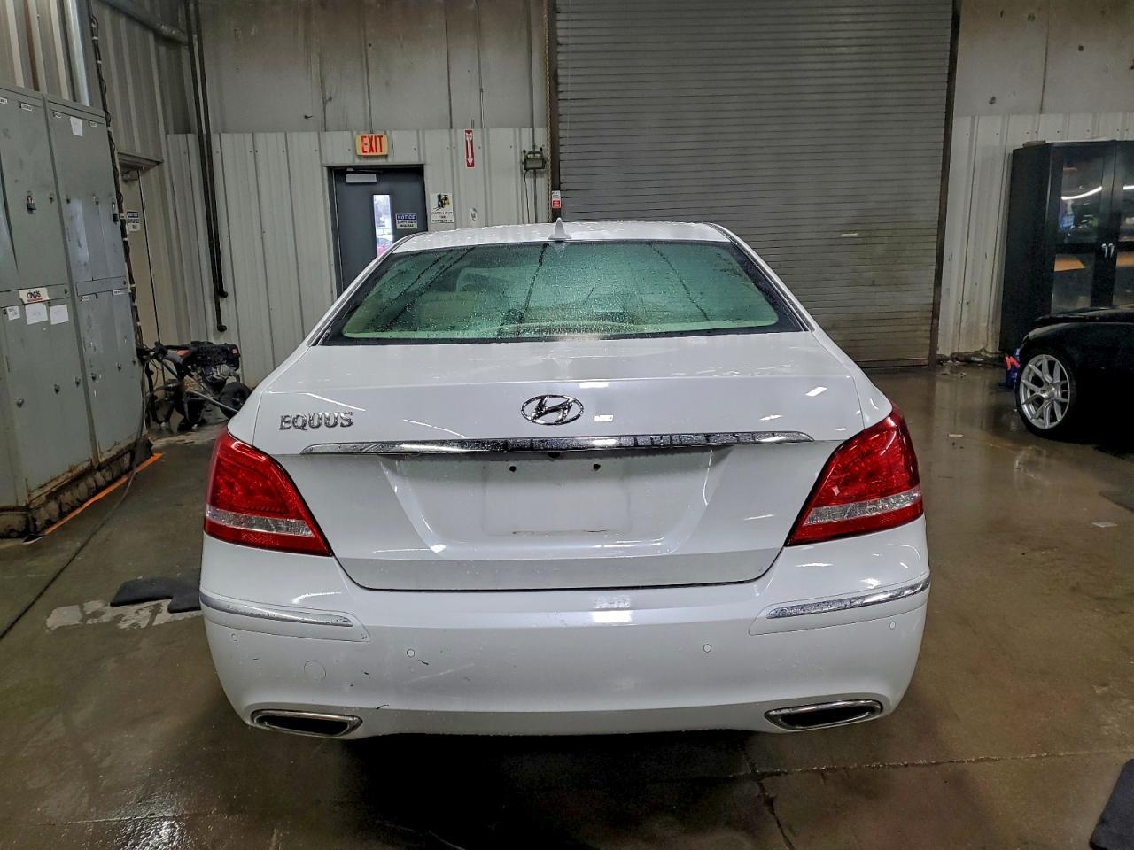 2011 HYUNDAI Equus