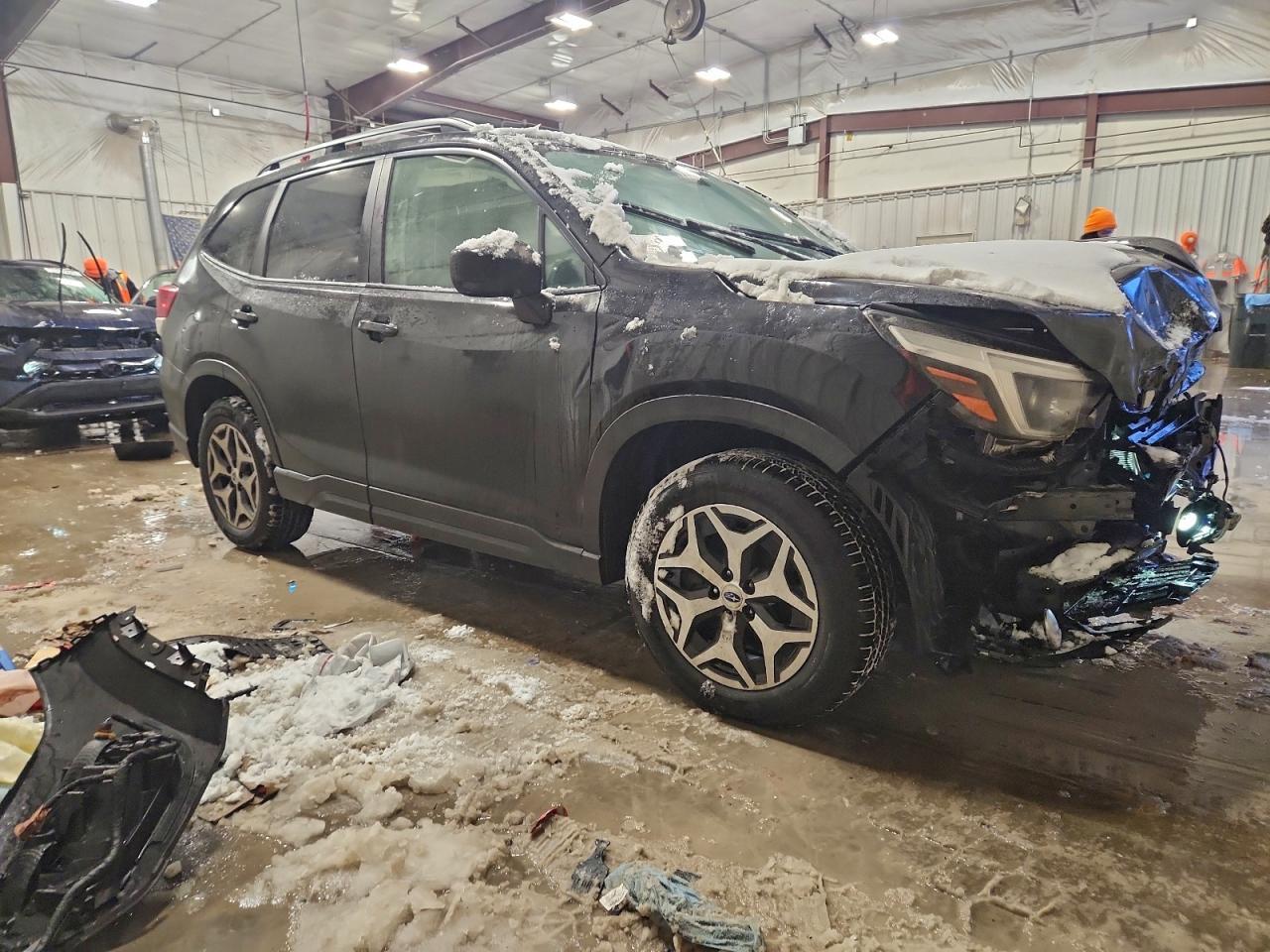 2021 SUBARU FORESTER