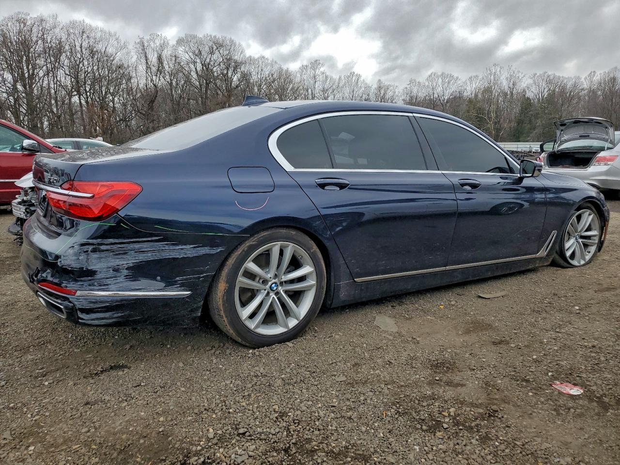 2016 BMW 7 series