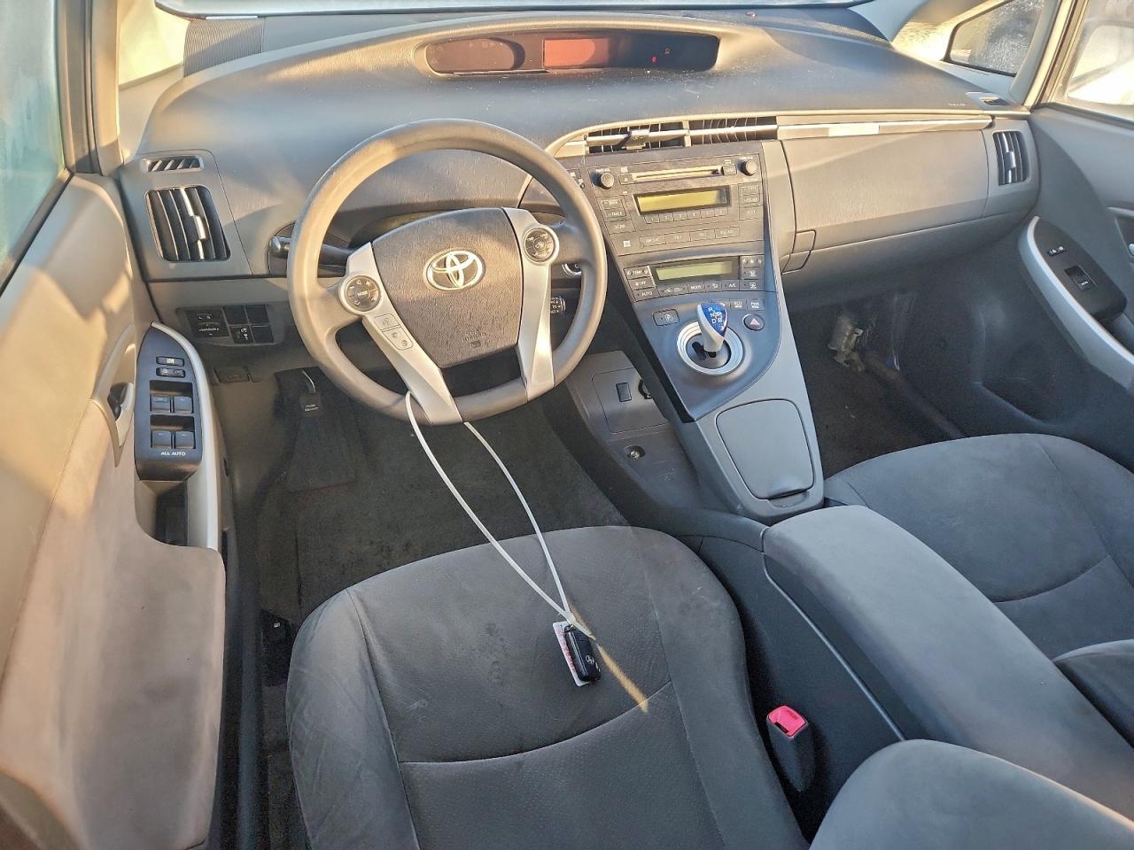 2010 TOYOTA PRIUS