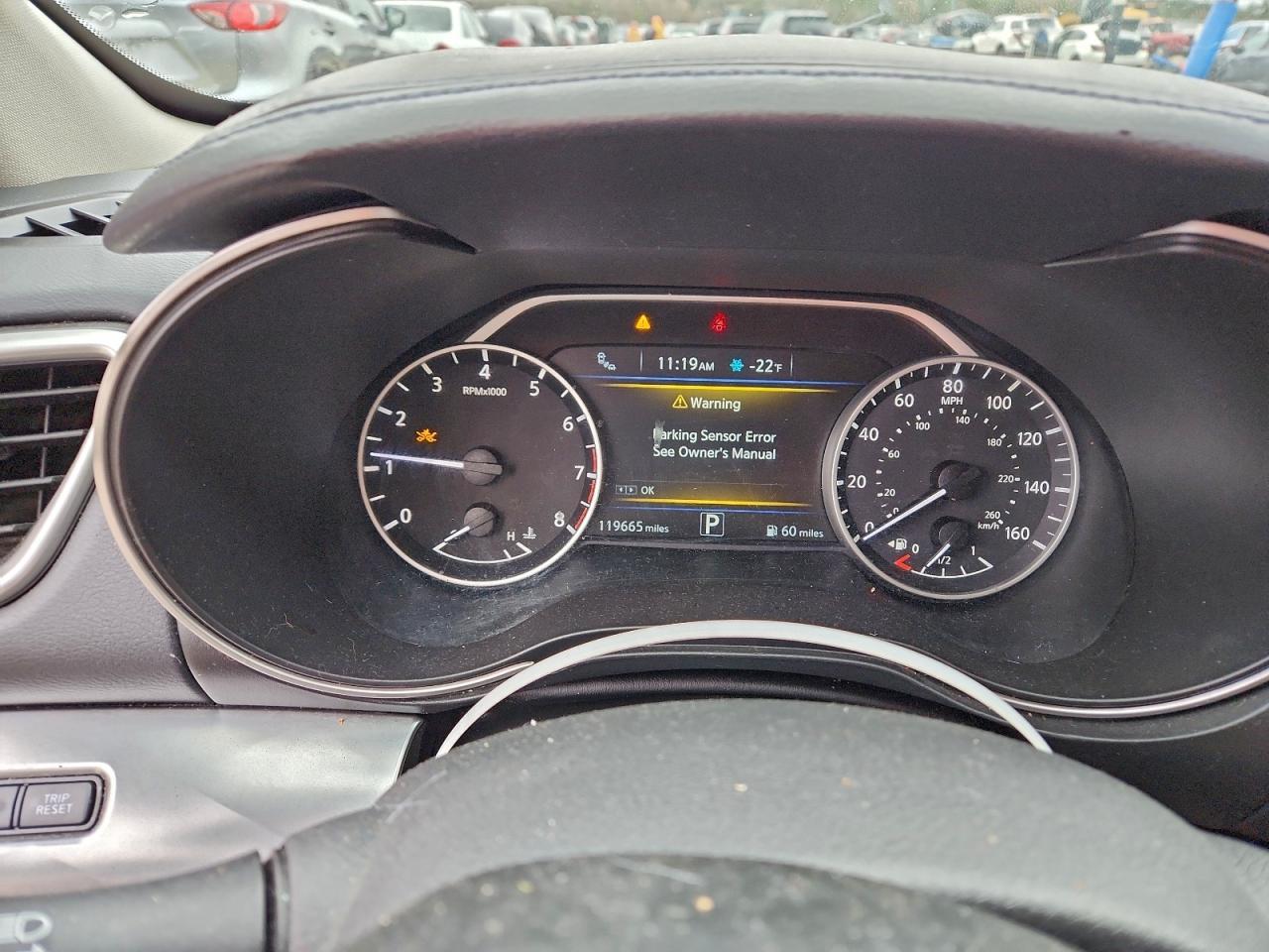 2017 NISSAN Maxima