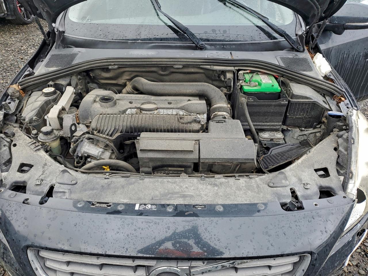 2013 VOLVO S60