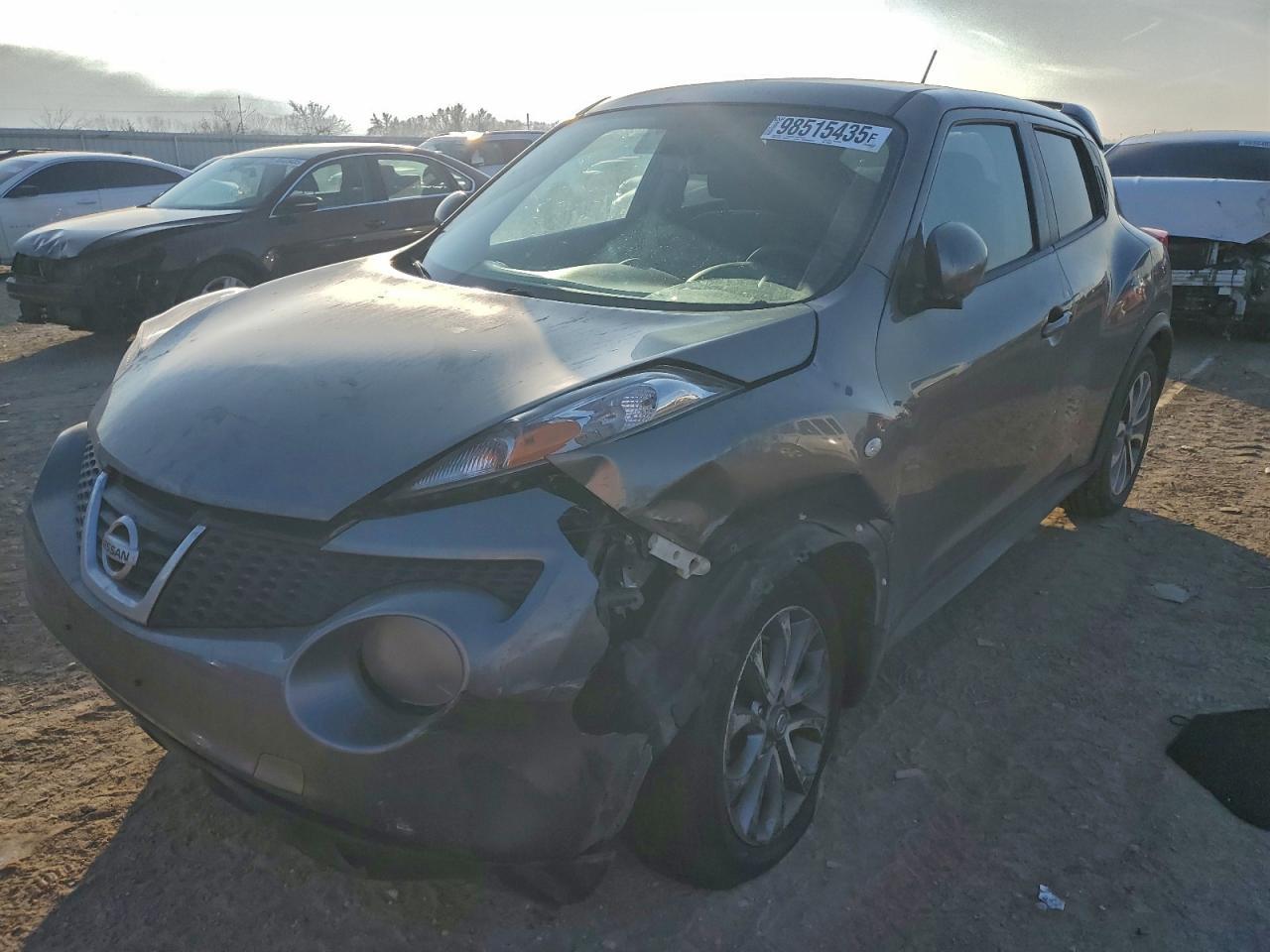 2013 NISSAN Juke