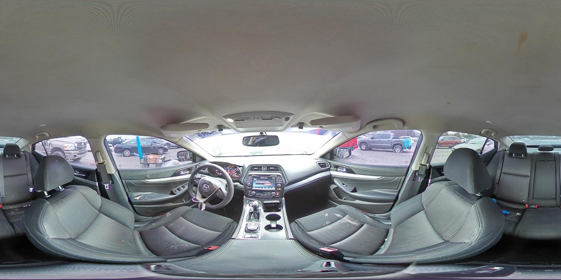2017 NISSAN Maxima