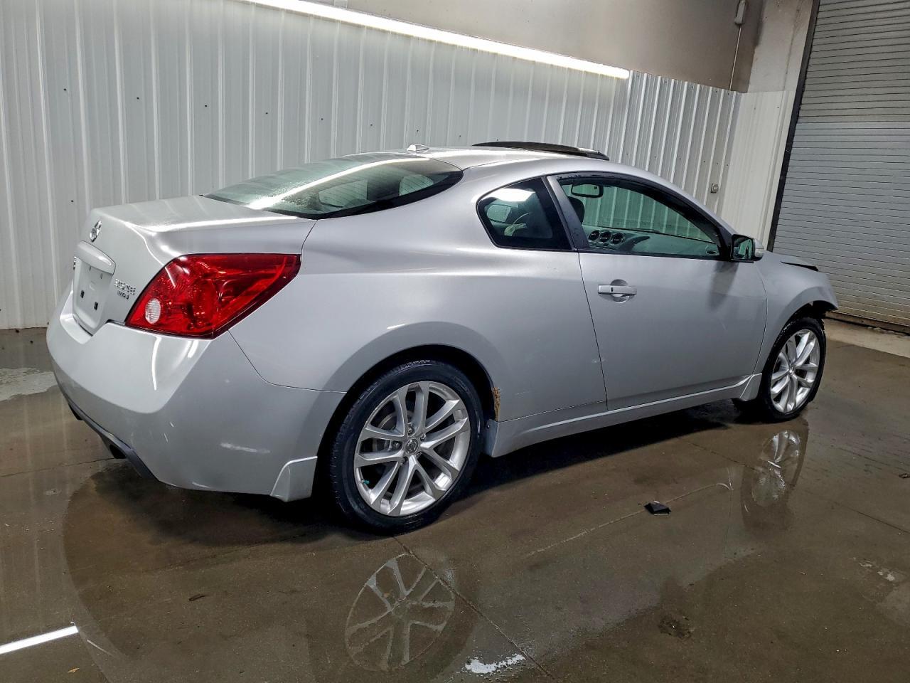 2009 NISSAN ALTIMA